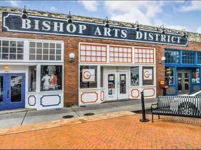 1635  Taft Street , Dallas Texas 75208