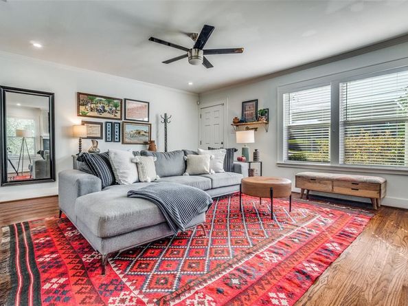 1635  Taft Street , Dallas Texas 75208