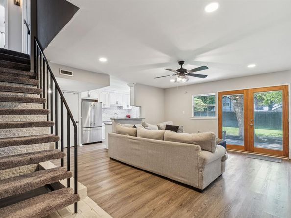 2312  Valleywood Drive , Carrollton Texas 75006