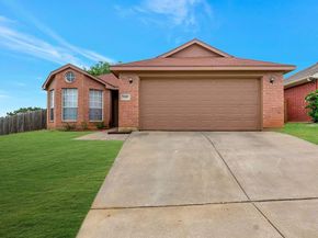 1451  Morrison Drive , Fort Worth Texas 76112