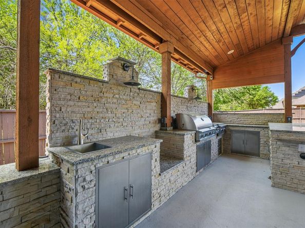 3060  England Parkway , Grand Prairie Texas 75054