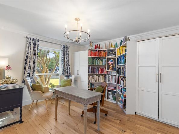 7721  Chattington Drive , Dallas Texas 75248