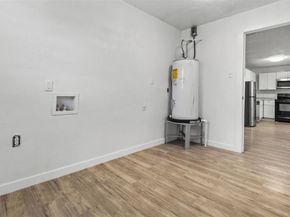 3540  Burton Avenue , Fort Worth Texas 76105