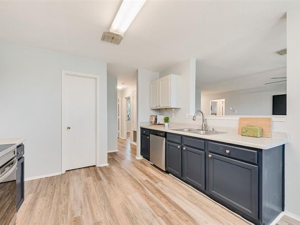 1837  Wildrose Drive , Rockwall Texas 75032