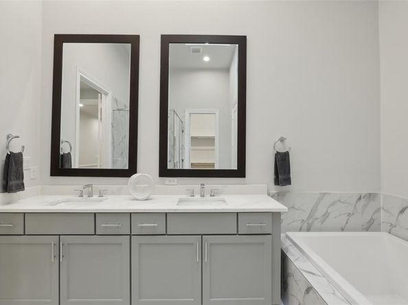 1472  N Avenue , Plano Texas 75074