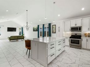 1115  Claude Street , Dallas Texas 75203