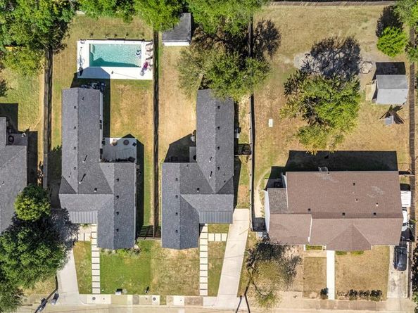 1115  Claude Street , Dallas Texas 75203