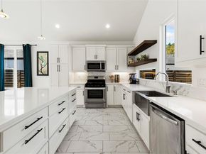 1115  Claude Street , Dallas Texas 75203