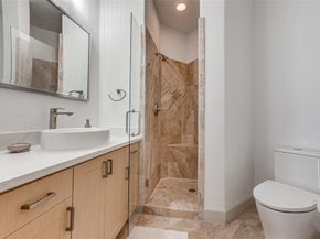 3818  Holland Avenue  309, Dallas Texas 75219