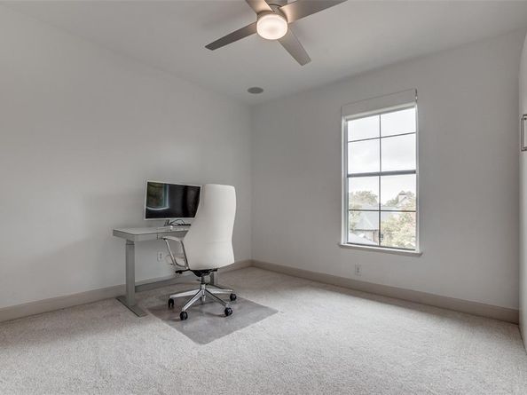 3818  Holland Avenue  309, Dallas Texas 75219