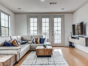 3818  Holland Avenue  309, Dallas Texas 75219