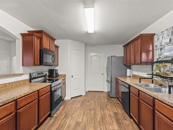 1322  Stubbs Drive , Dallas Texas 75253