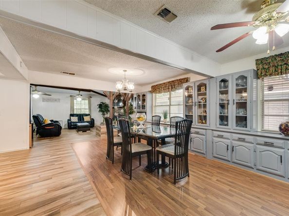 115  Mantlebrook Drive , DeSoto Texas 75115