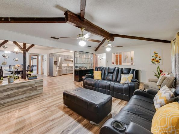 115  Mantlebrook Drive , DeSoto Texas 75115