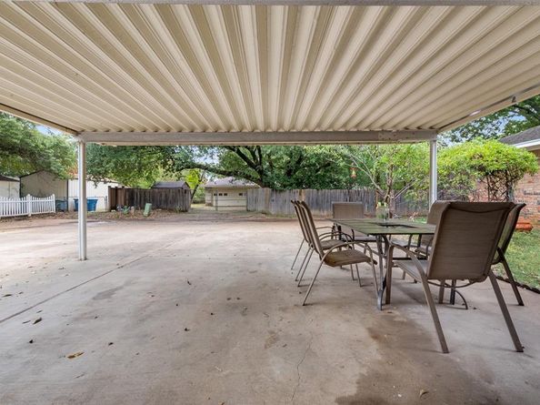 115  Mantlebrook Drive , DeSoto Texas 75115