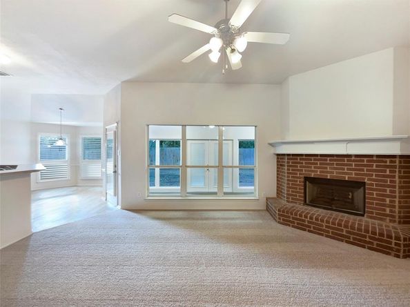 561  Ascot Way , Azle Texas 76020