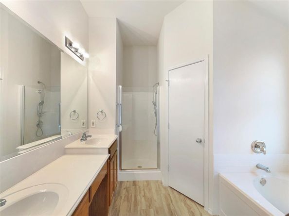 561  Ascot Way , Azle Texas 76020