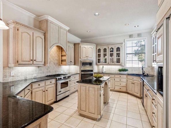 203  Polo Trail , Colleyville Texas 76034