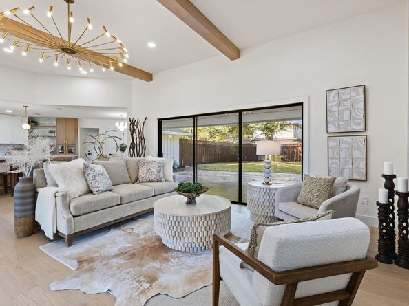 7651  Chalkstone Drive , Dallas Texas 75248