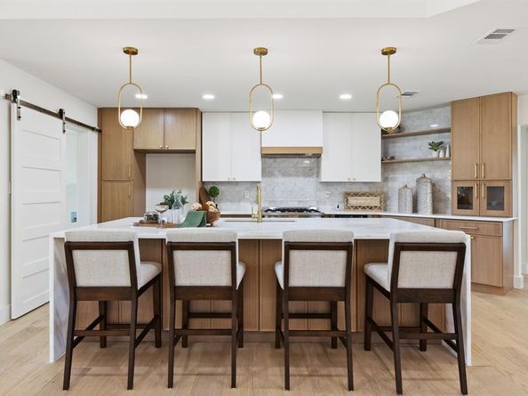 7651  Chalkstone Drive , Dallas Texas 75248