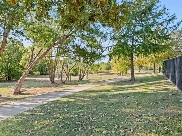 9501  Peat Court , Fort Worth Texas 76244