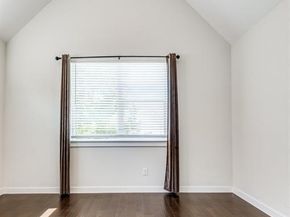 1155  Crownview Lane , Dallas Texas 75208