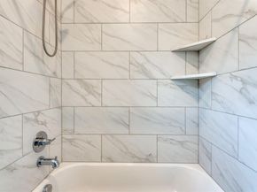 1155  Crownview Lane , Dallas Texas 75208