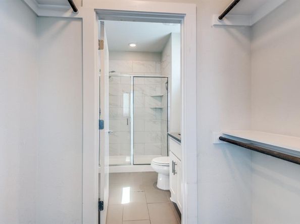 1155  Crownview Lane , Dallas Texas 75208