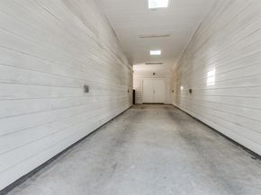 1155  Crownview Lane , Dallas Texas 75208