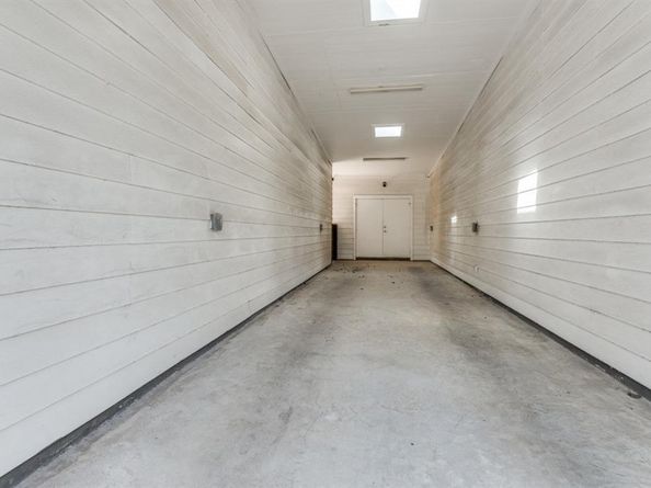 1155  Crownview Lane , Dallas Texas 75208