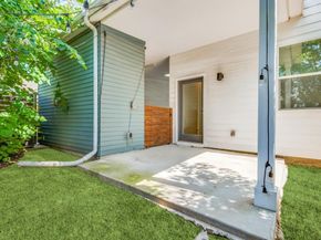 1155  Crownview Lane , Dallas Texas 75208