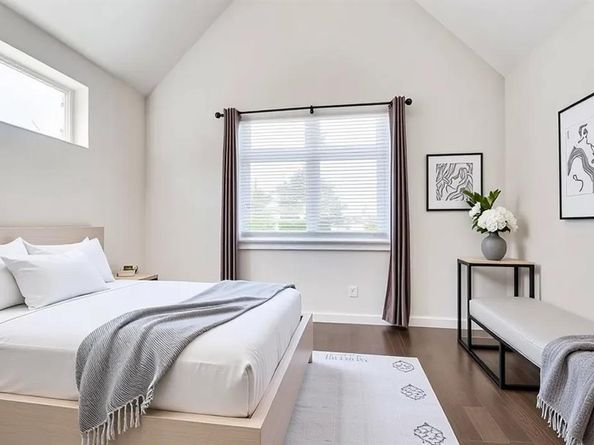 1155  Crownview Lane , Dallas Texas 75208