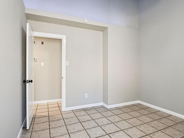 5027  Stage West Drive , Arlington Texas 76017