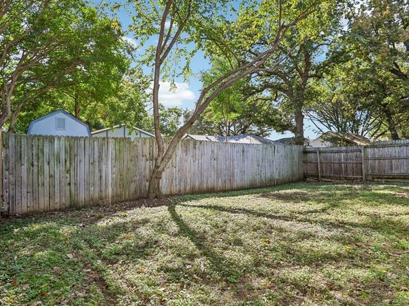 5027  Stage West Drive , Arlington Texas 76017