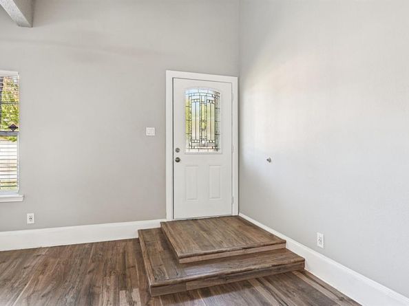 5027  Stage West Drive , Arlington Texas 76017