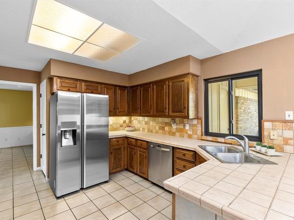 9901  Burnham Drive , Dallas Texas 75243