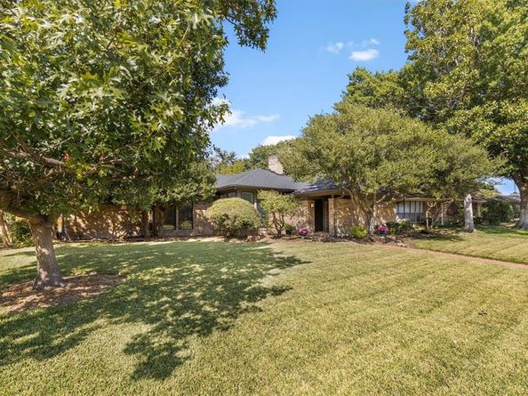 9901  Burnham Drive , Dallas Texas 75243