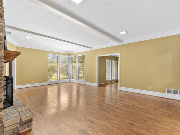 9901  Burnham Drive , Dallas Texas 75243