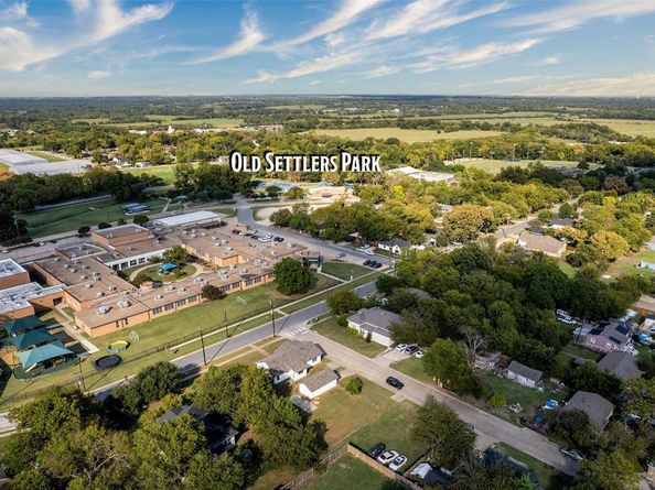 912  Greenville Road , McKinney Texas 75069