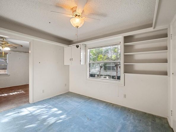 4010  Texas Drive , Dallas Texas 75211