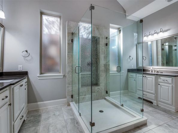 610  Evelake Court , Lewisville Texas 75056