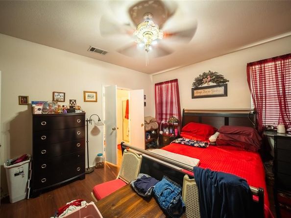 945  Buffalo Springs Drive , Fort Worth Texas 76140