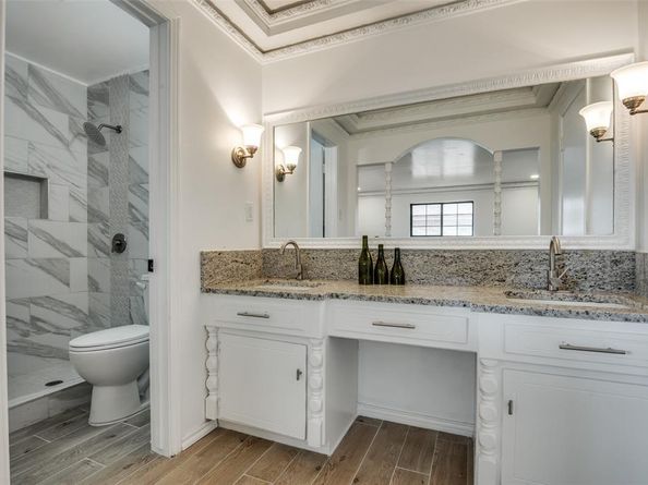 6115  Red Bird Court , Dallas Texas 75232