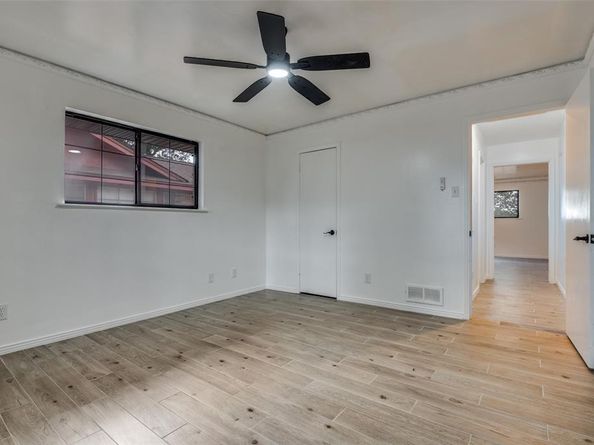 6115  Red Bird Court , Dallas Texas 75232