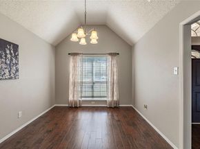 1805  Creek Crossing , Garland Texas 75040