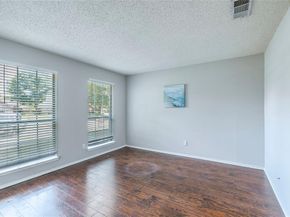 1805  Creek Crossing , Garland Texas 75040