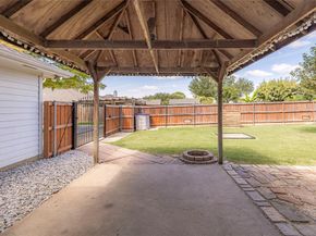 1805  Creek Crossing , Garland Texas 75040