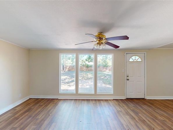 6833  Norma Street , Fort Worth Texas 76112