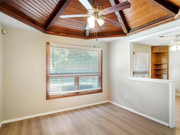 802  Chipwood Court , Euless Texas 76039