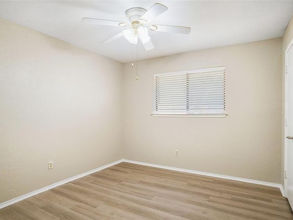 802  Chipwood Court , Euless Texas 76039